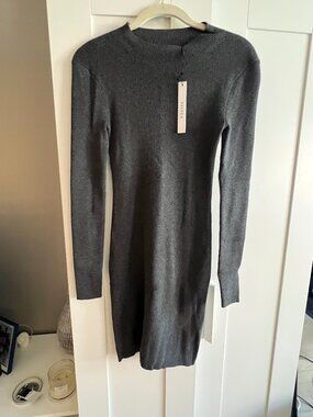 NWT Talula (Aritzia) Grey Ribbed Long Sleeve Bodycon Dress- Small